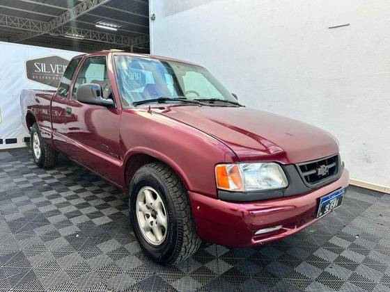 CHEVROLET S10 2.2 EFI DLX 4X2 CD 8V GASOLINA 4P MANUAL CHEVROLET S10 2.2 EFI DLX 4X2 CD 8V GASOLINA 4P MANUAL
